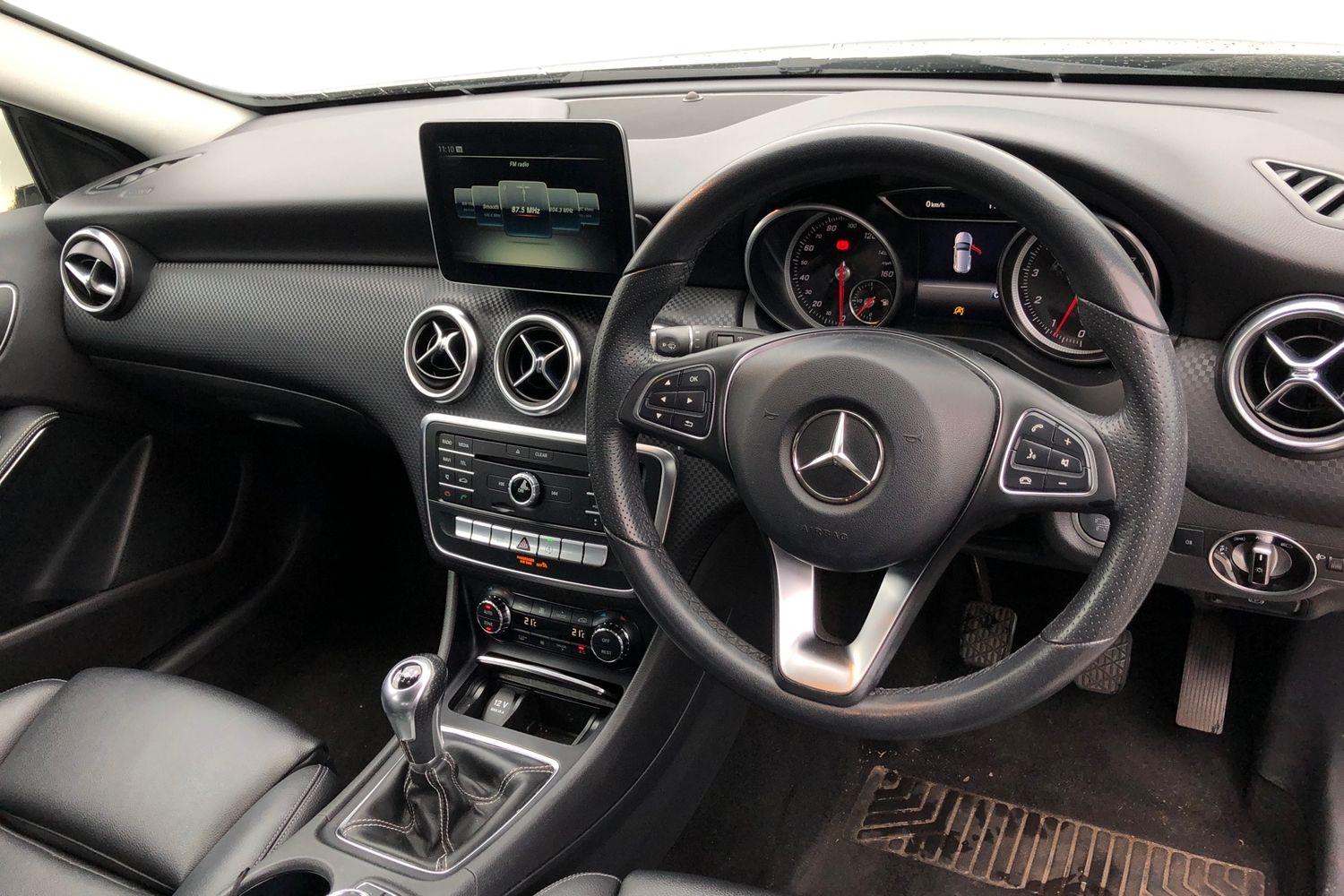 Used Mercedes-Benz A-Class 2017 for sale - 77686972: Photo 3