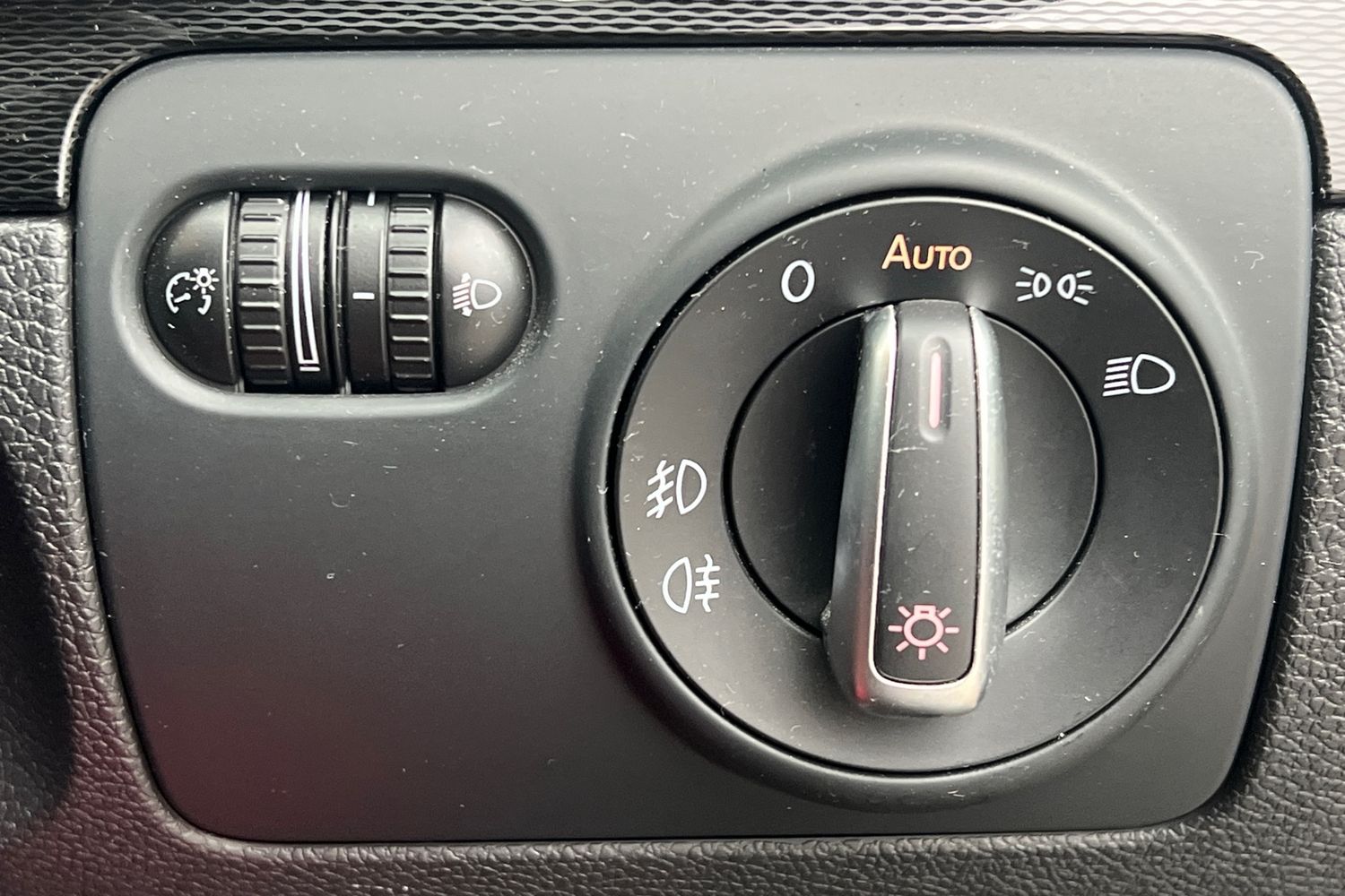 Used Volkswagen Scirocco 2017 for sale - 76929277: Photo 19