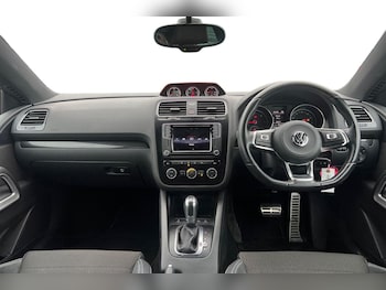 Used Volkswagen Scirocco 2017 for sale - 76929277: Photo