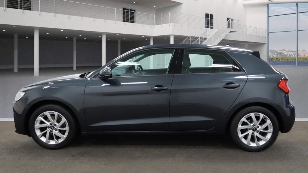Used Audi A1 2022 for sale - 76929262: Photo 3