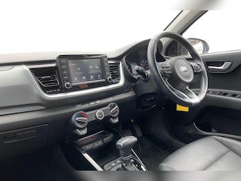 Used Kia Stonic 2020 for sale - 79366887: Photo