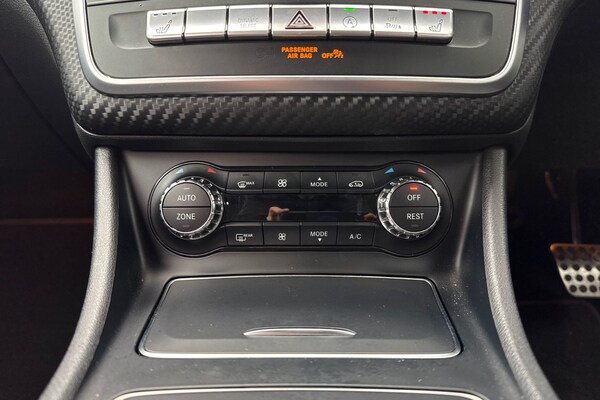Used Mercedes-Benz A-Class 2017 for sale - 76274840: Photo 8