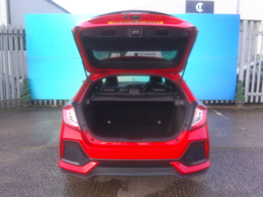 Used Honda Civic 2019 for sale - 76627165: Photo 29