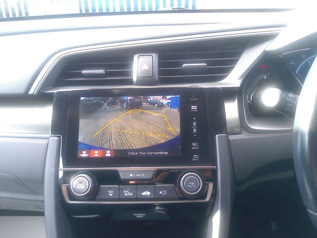 Used Honda Civic 2019 for sale - 76627142: Photo 15