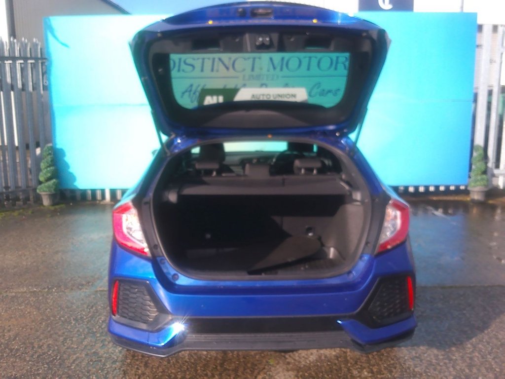 Used Honda Civic 2019 for sale - 76627142: Photo 26