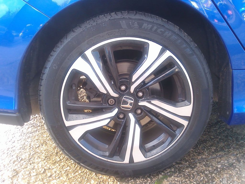 Used Honda Civic 2019 for sale - 76627142: Photo 9