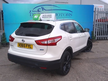 Used Nissan Qashqai 2015 for sale - 75912390: Photo