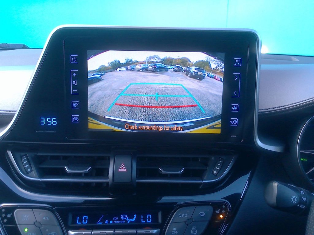 Used Toyota C-HR 2018 for sale - 76627147: Photo 12