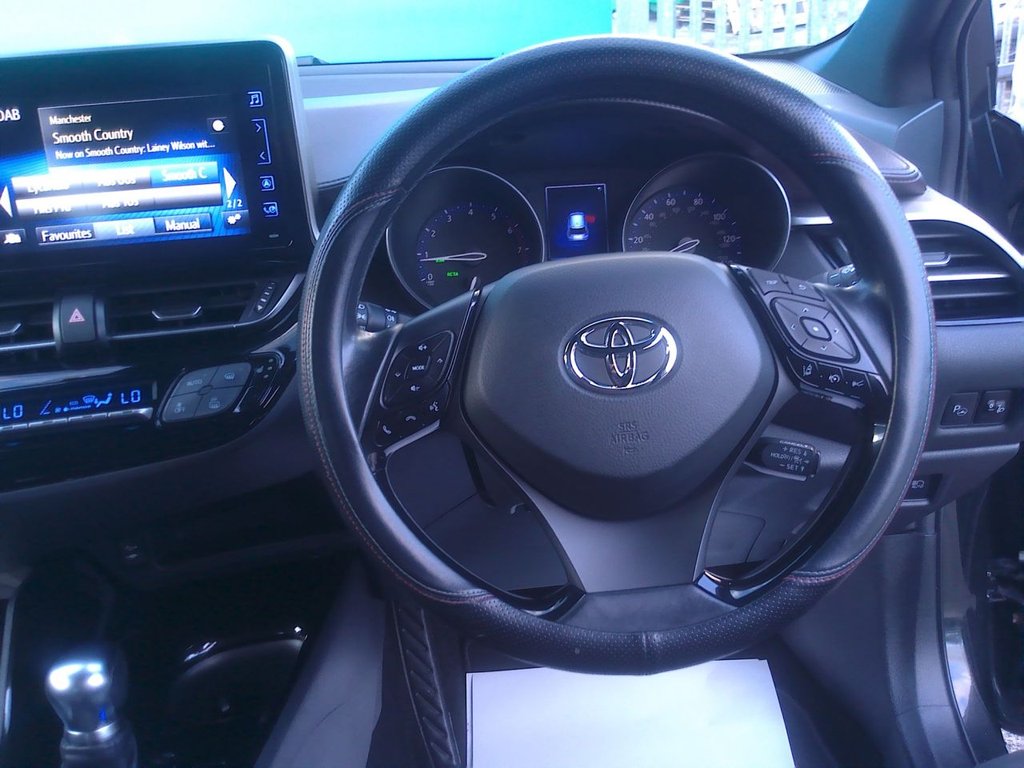 Used Toyota C-HR 2018 for sale - 76627147: Photo 18