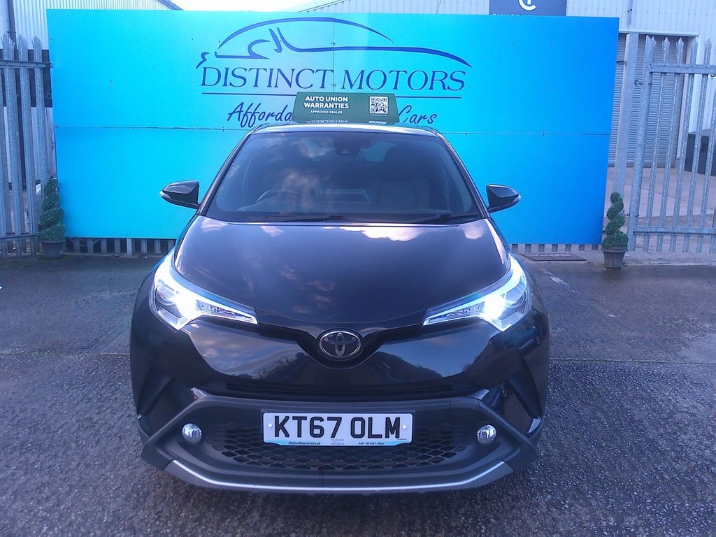 Used Toyota C-HR 2018 for sale - 76627147: Photo 2