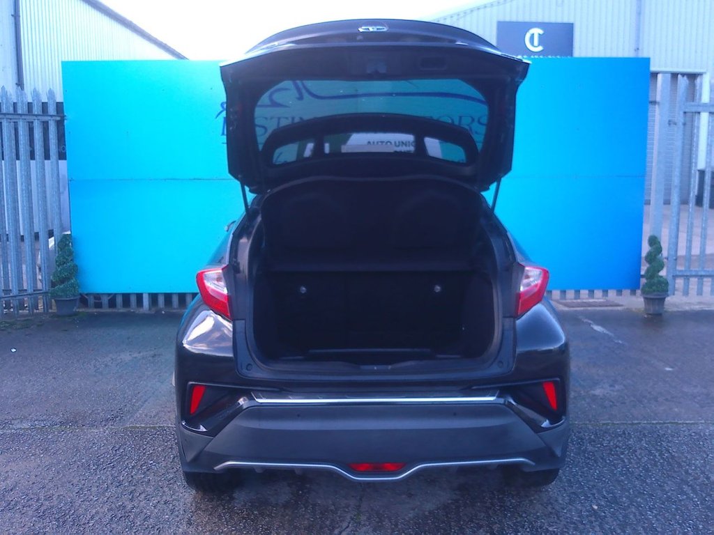 Used Toyota C-HR 2018 for sale - 76627147: Photo 7