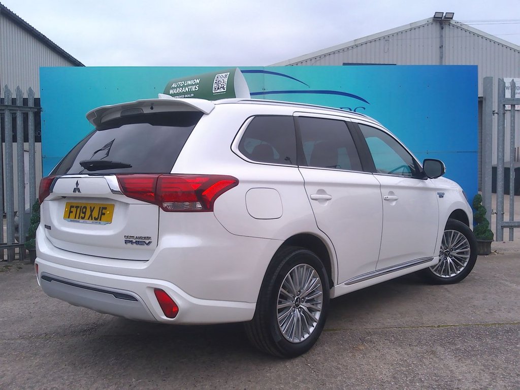 Used Mitsubishi Outlander 2019 for sale - 76627177: Photo 4