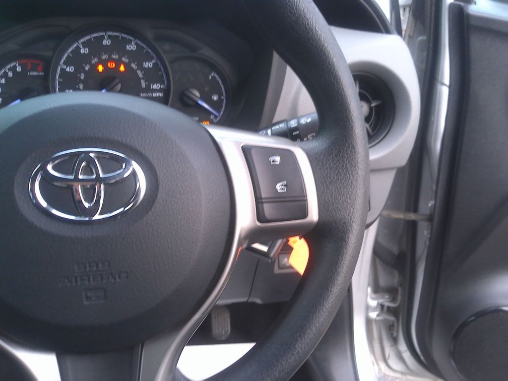 Used Toyota Yaris 2018 for sale - 76647709: Photo 15