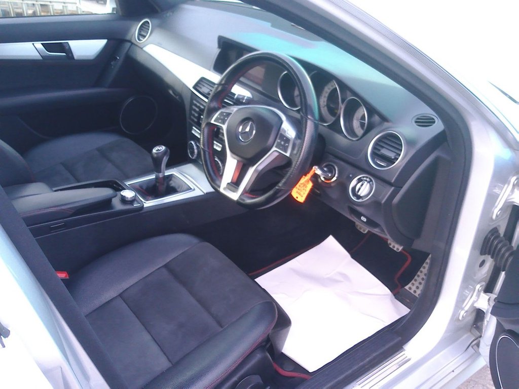 Used Mercedes-Benz C Class 2014 for sale - 76627160: Photo 10