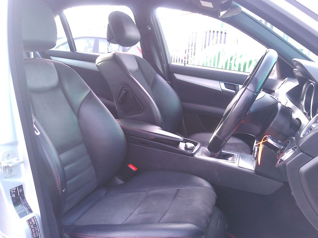 Used Mercedes-Benz C Class 2014 for sale - 76627160: Photo 24