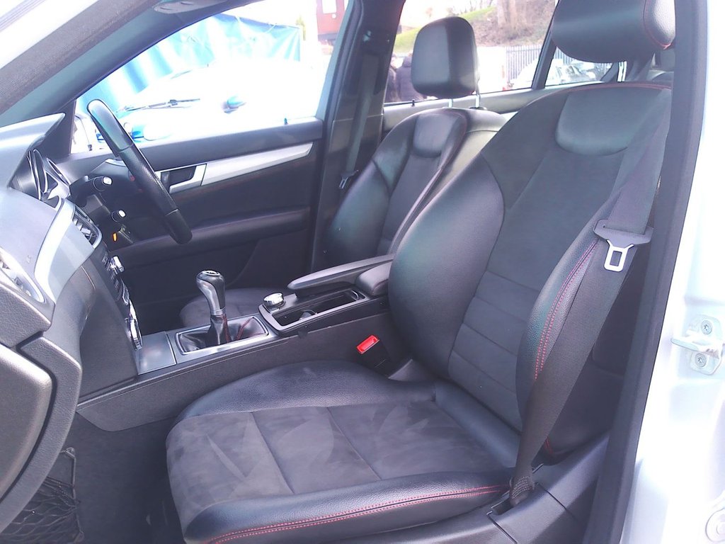 Used Mercedes-Benz C Class 2014 for sale - 76627160: Photo 25