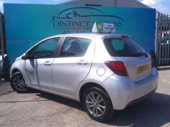 Used Toyota Yaris 2015 for sale - 75284358: Photo