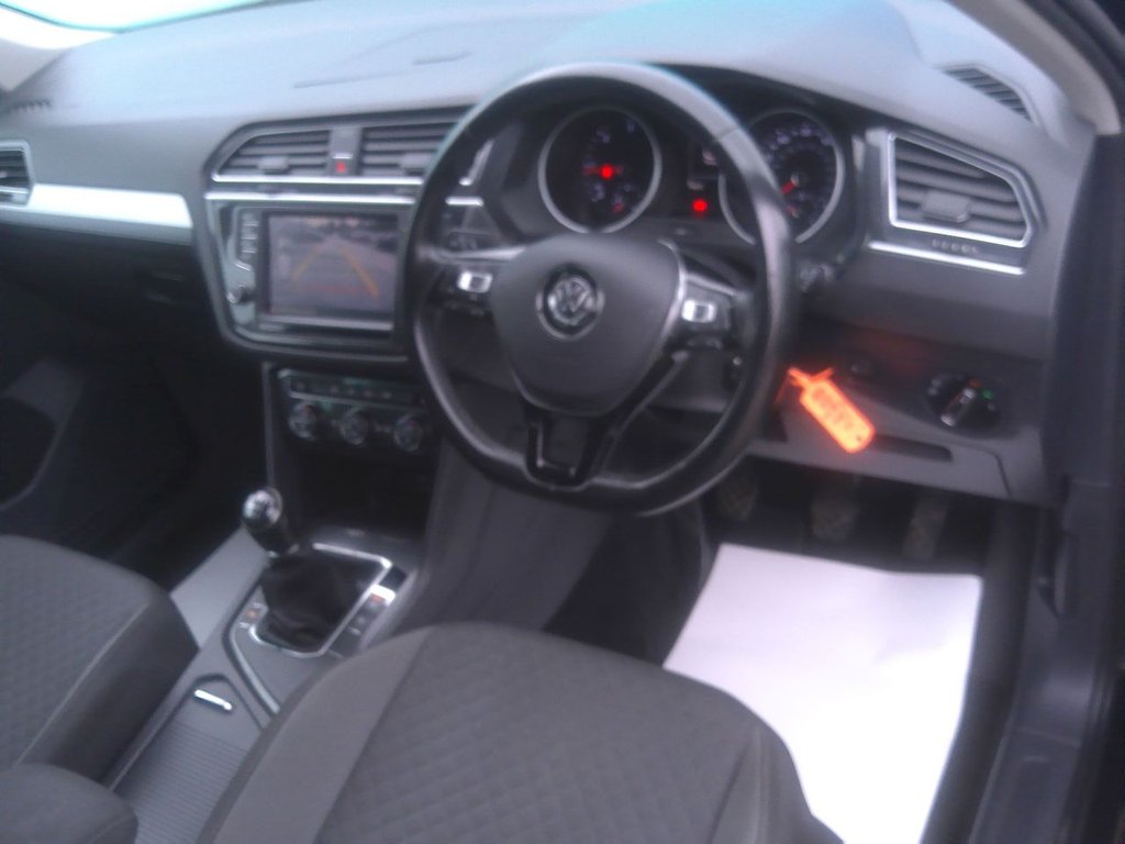 Used Volkswagen Tiguan 2016 for sale - 76627129: Photo 10