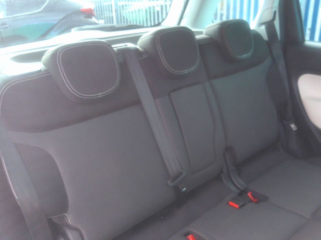 Used Fiat 500L 2016 for sale - 76627158: Photo 21