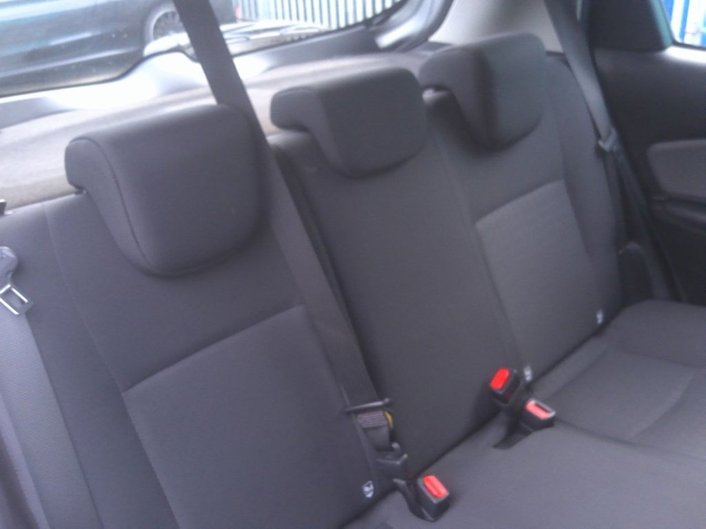 Used Toyota Yaris 2018 for sale - 76627137: Photo 17