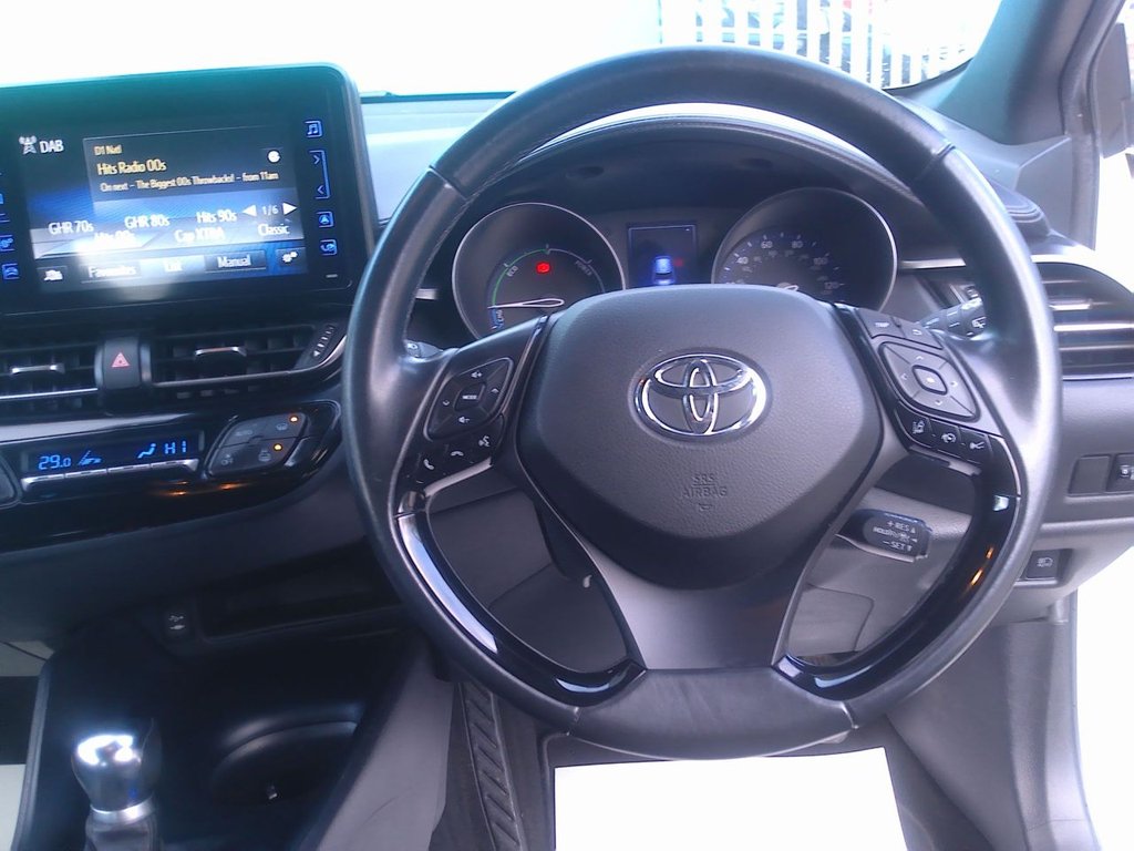 Used Toyota C-HR 2019 for sale - 76901131: Photo 16