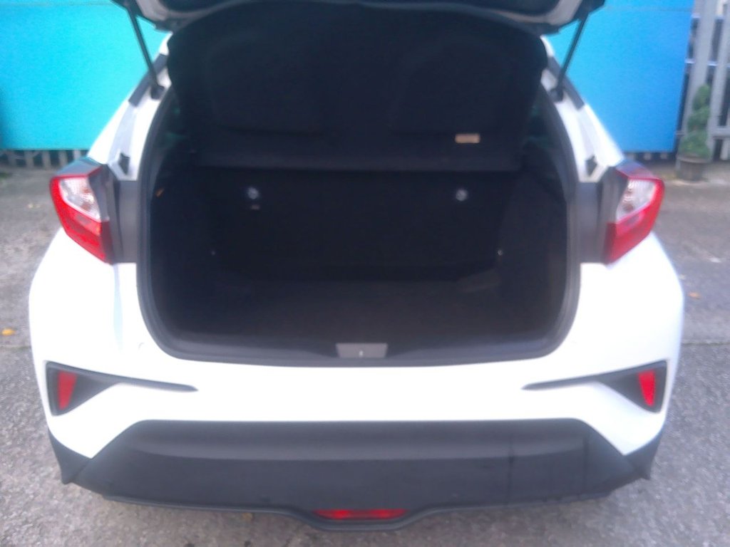 Used Toyota C-HR 2019 for sale - 76901131: Photo 25