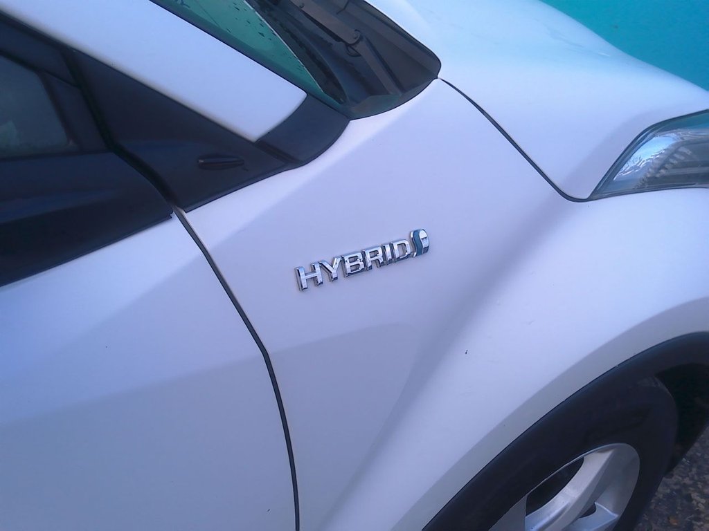 Used Toyota C-HR 2019 for sale - 76901131: Photo 9