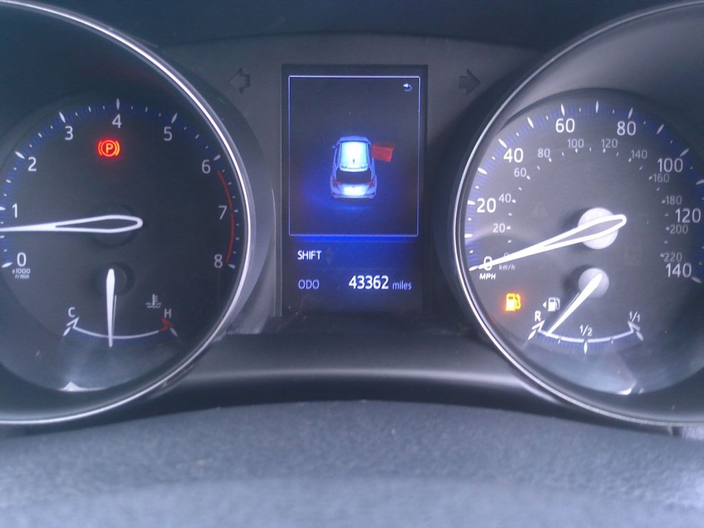 Used Toyota C-HR 2019 for sale - 76627120: Photo 12