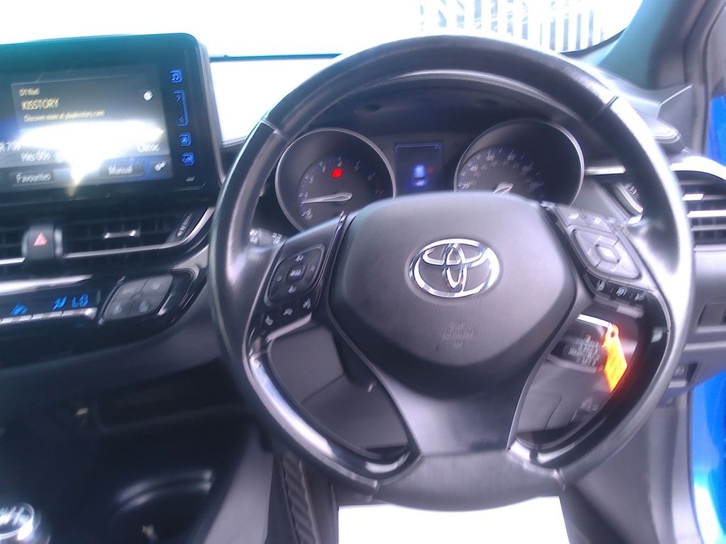 Used Toyota C-HR 2019 for sale - 76627120: Photo 16