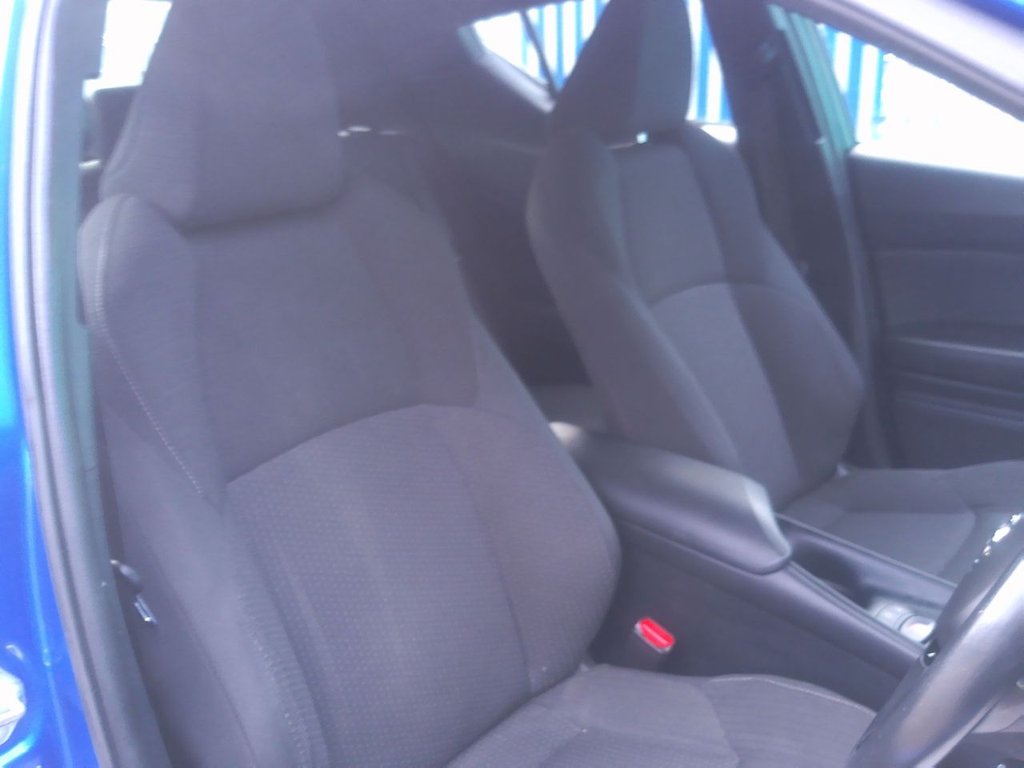 Used Toyota C-HR 2019 for sale - 76627120: Photo 21