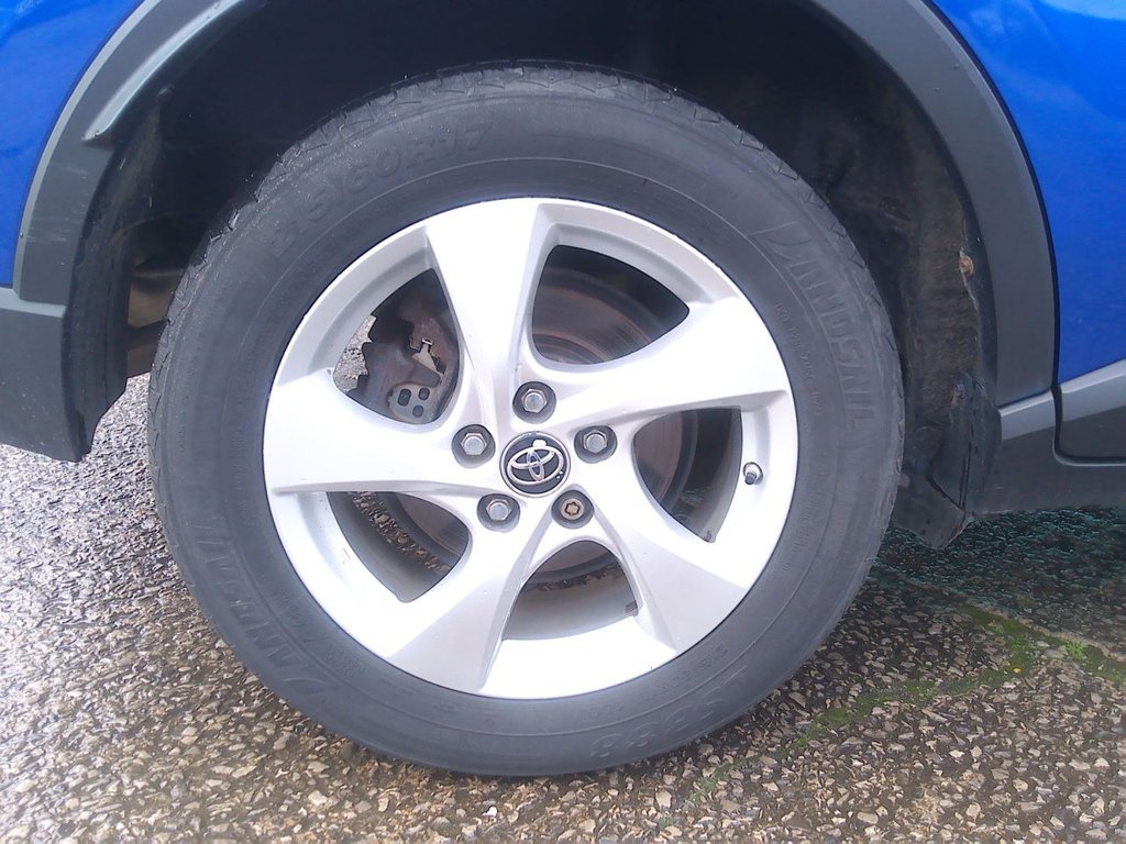 Used Toyota C-HR 2019 for sale - 76627120: Photo 9