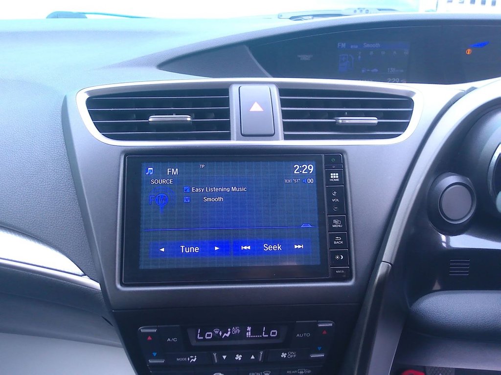 Used Honda Civic 2016 for sale - 76627125: Photo 14