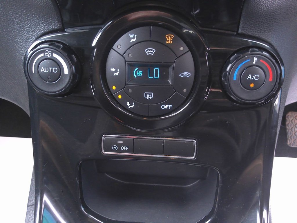 Used Ford Fiesta 2016 for sale - 76627128: Photo 13