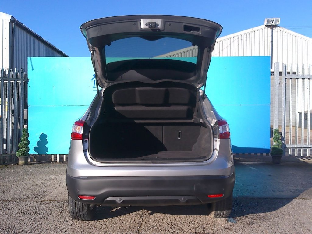 Used Nissan Qashqai 2016 for sale - 76627168: Photo 35