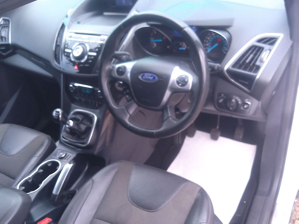 Used Ford Kuga 2015 for sale - 76627148: Photo 10