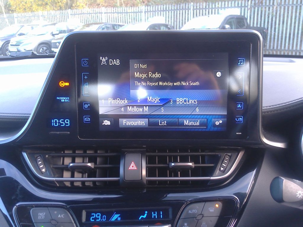 Used Toyota C-HR 2019 for sale - 76900972: Photo 15