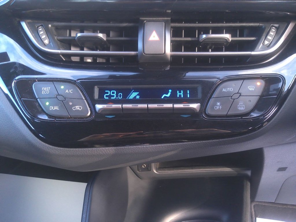 Used Toyota C-HR 2019 for sale - 76900972: Photo 18