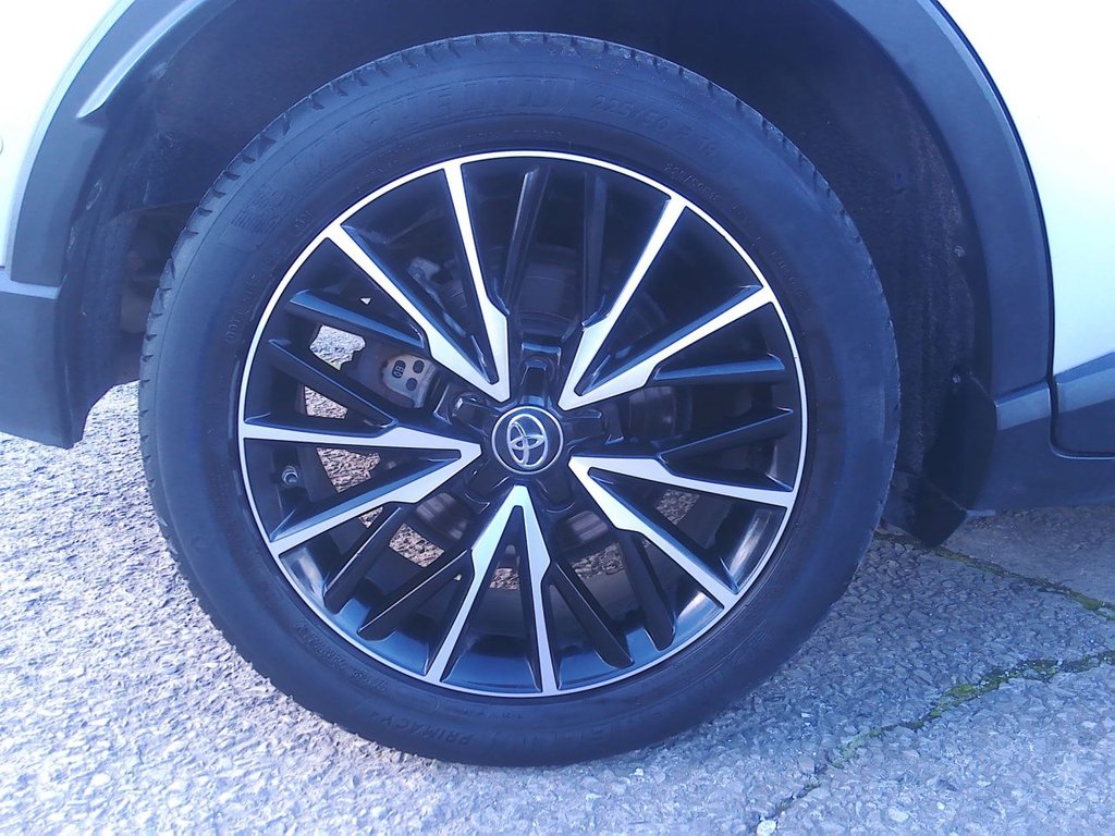 Used Toyota C-HR 2018 for sale - 76627154: Photo 10