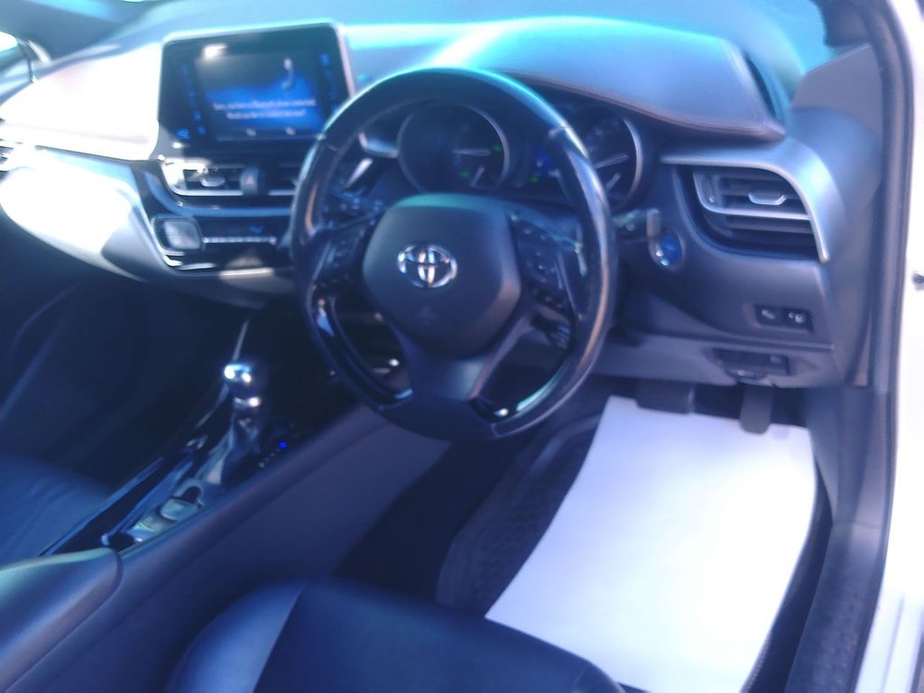 Used Toyota C-HR 2018 for sale - 76627154: Photo 12