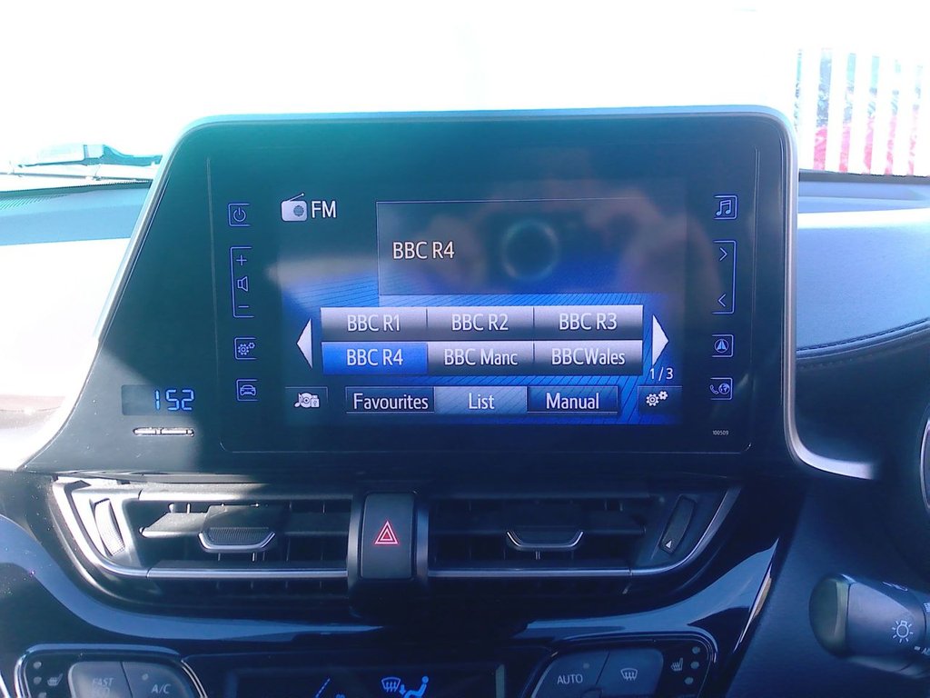 Used Toyota C-HR 2018 for sale - 76627154: Photo 17