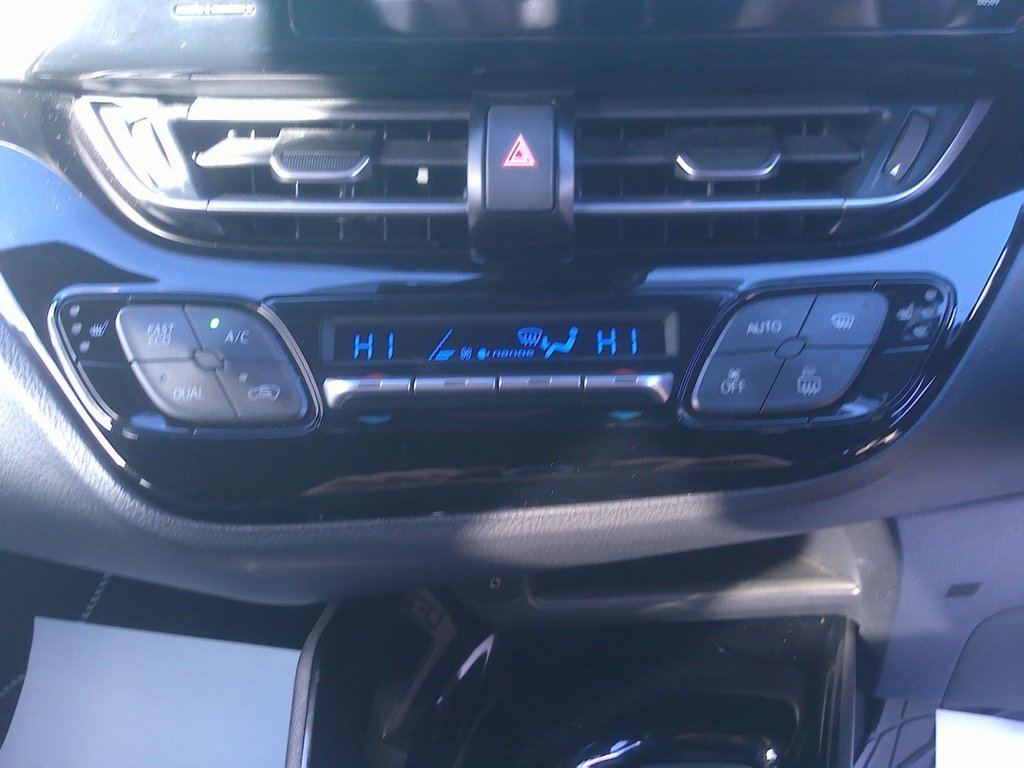 Used Toyota C-HR 2018 for sale - 76627154: Photo 26