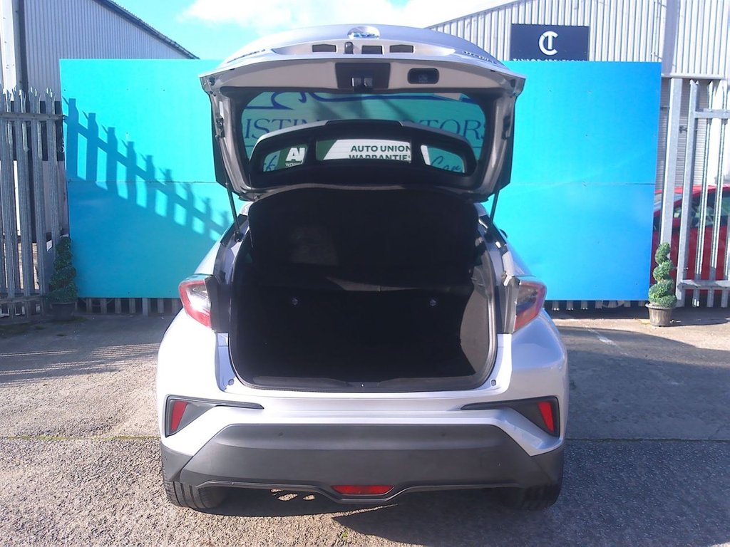 Used Toyota C-HR 2018 for sale - 76627154: Photo 32