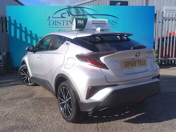 Used Toyota C-HR 2018 for sale - 76627154: Photo