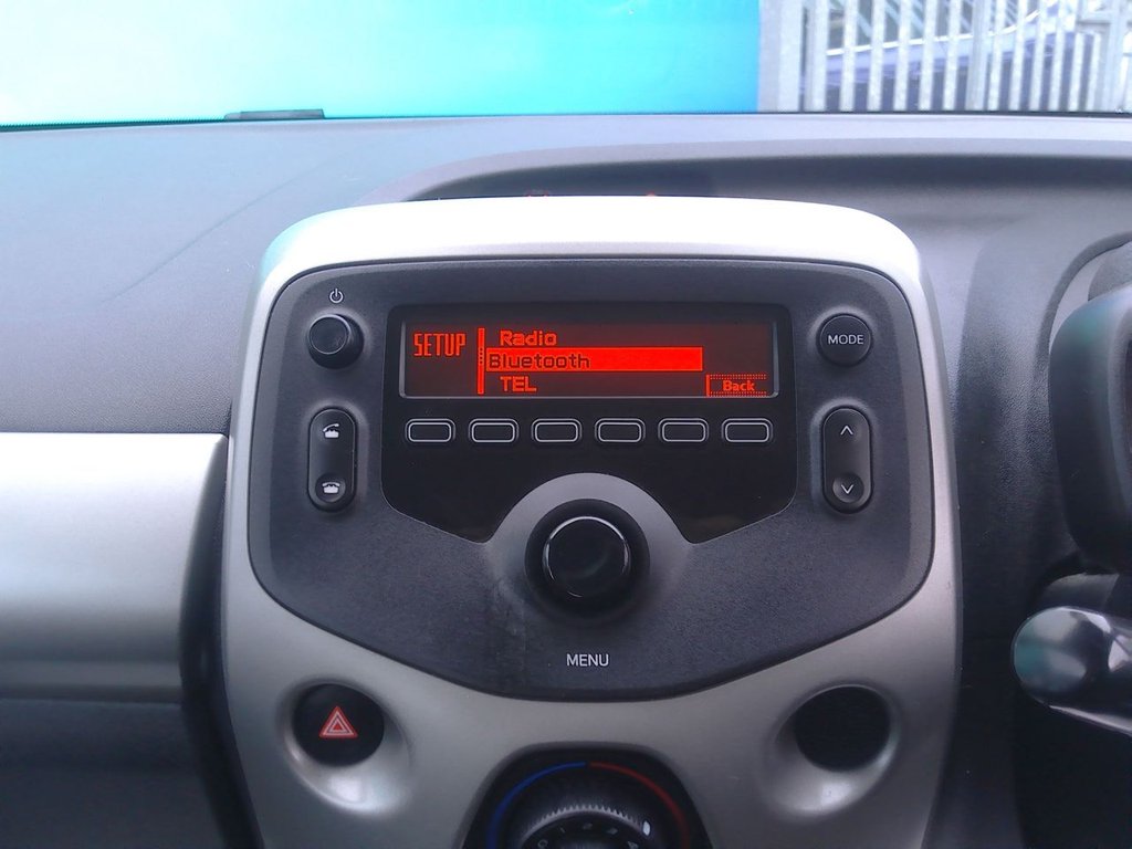 Used Toyota AYGO 2015 for sale - 76654761: Photo 14