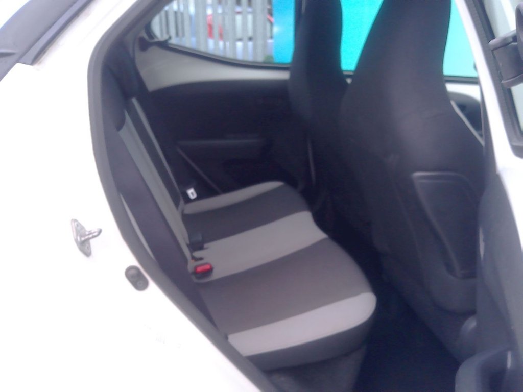 Used Toyota AYGO 2015 for sale - 76654761: Photo 18