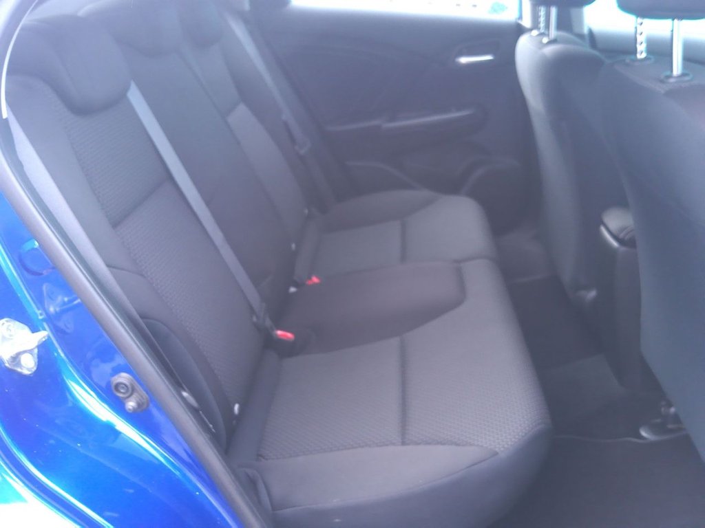 Used Honda Civic 2016 for sale - 76909717: Photo 19