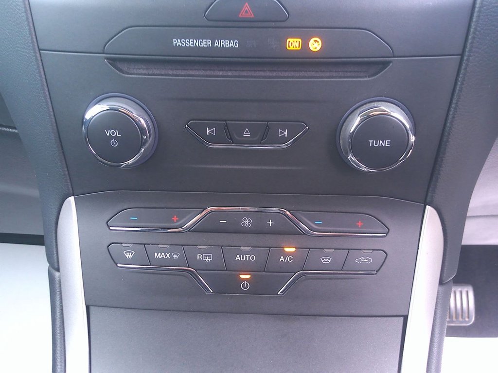 Used Ford Galaxy 2017 for sale - 76627141: Photo 18