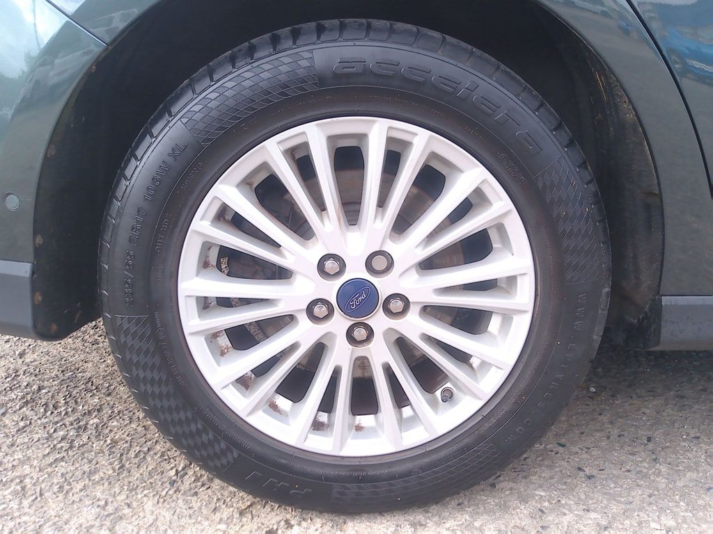 Used Ford Galaxy 2017 for sale - 76627141: Photo 9