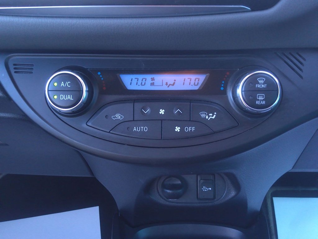 Used Toyota Yaris 2017 for sale - 76711018: Photo 15