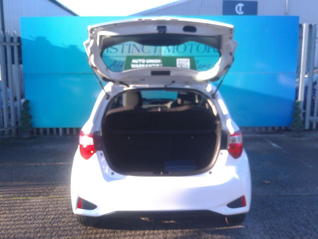 Used Toyota Yaris 2017 for sale - 76711018: Photo 22